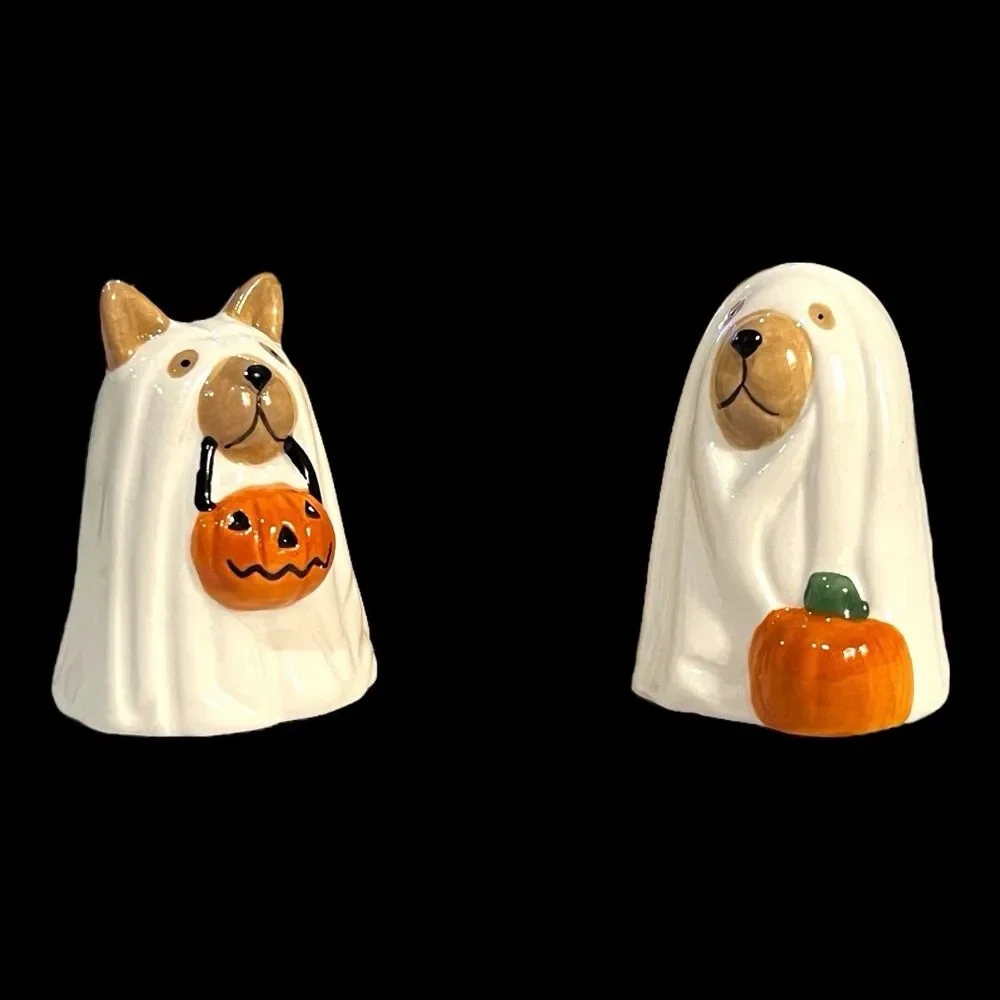 Adorable Dogs  in Halloween Ghost Costumes Ceramic Salt & Pepper Shakers NEW